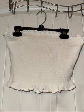 Women’s Hollister Size S White Smocked Tube Top with Ruffle Edge Great Cond